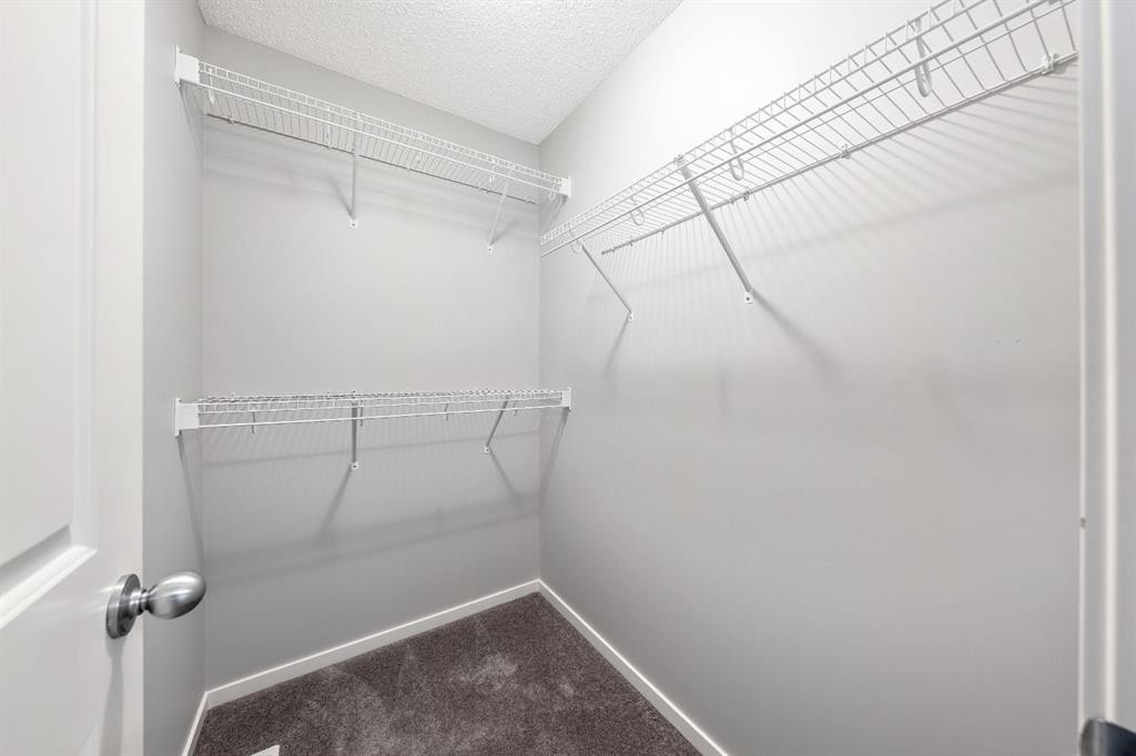 623 Walden Drive Se, Calgary, AB - Indoor