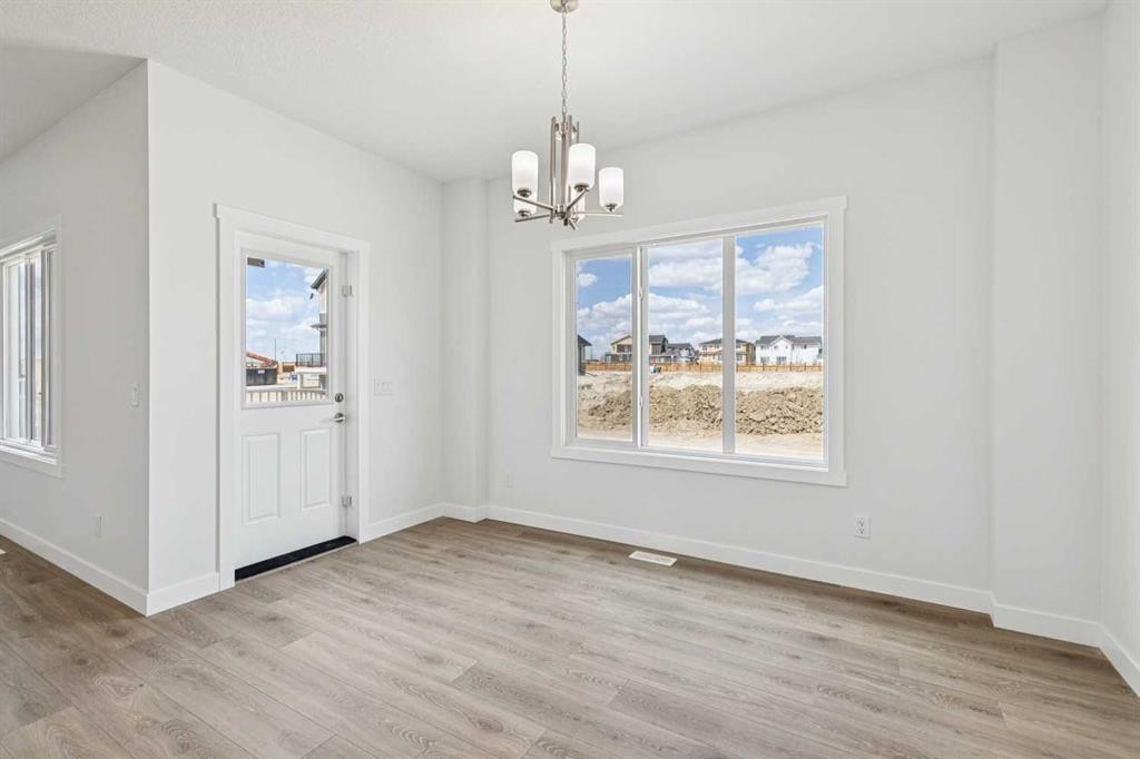 10 Quartz Gate, Balzac, AB - Indoor Photo Showing Other Room