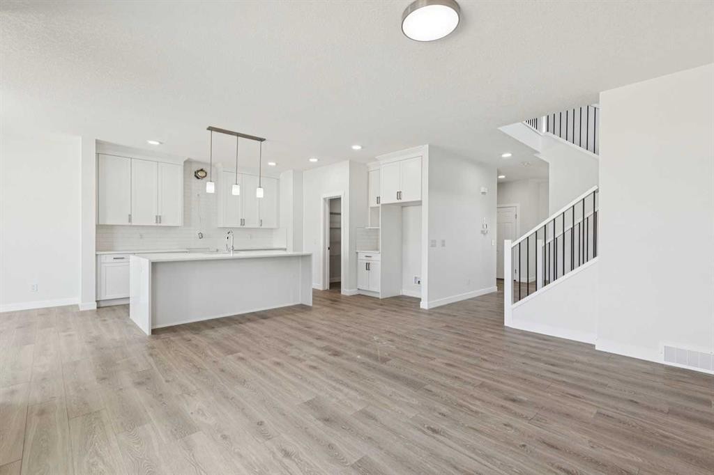 10 Quartz Gate, Balzac, AB - Indoor Photo Showing Kitchen