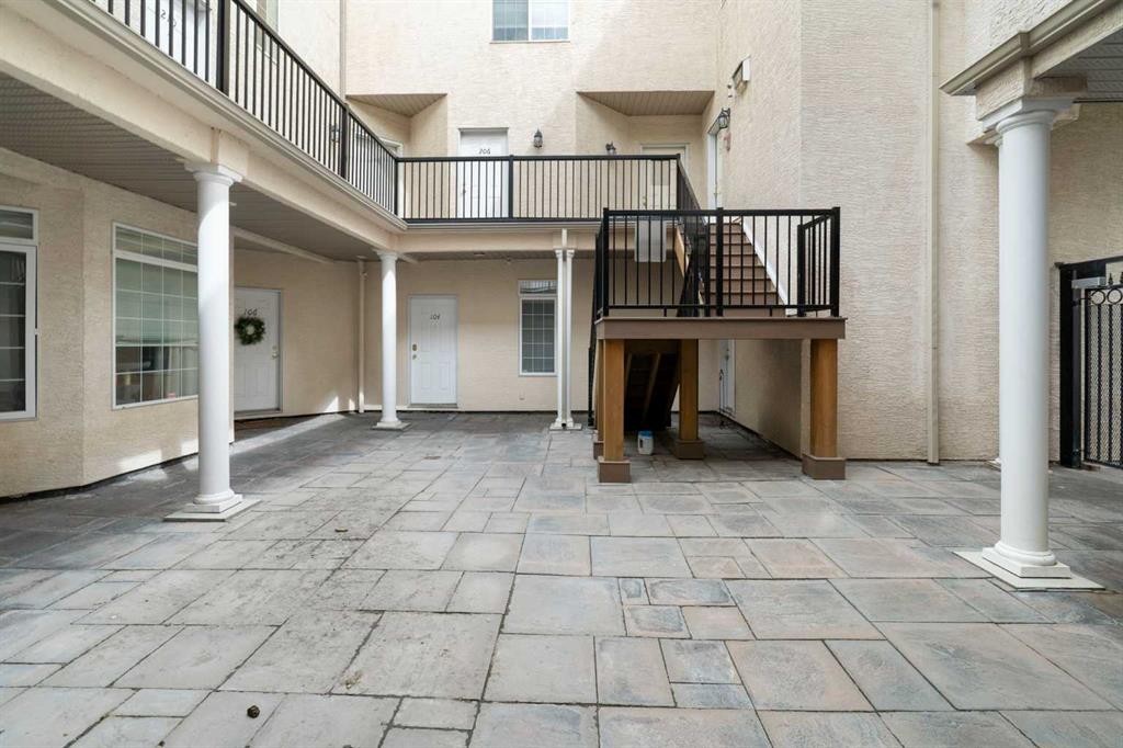 210-5703 5 Street Sw, Calgary, AB - Outdoor With Balcony With Exterior