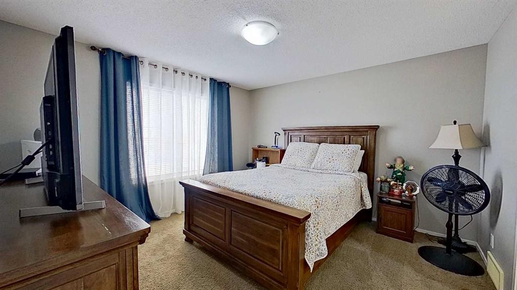 1600 Copperfield Boulevard Se, Calgary, AB