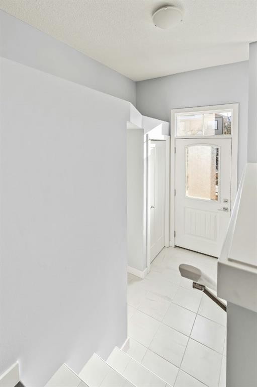 4 Evanscrest Gardens Nw, Calgary, AB - Indoor Photo Showing Other Room