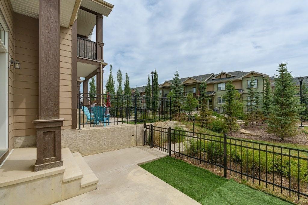 4 Evanscrest Gardens Nw, Calgary, AB - Outdoor