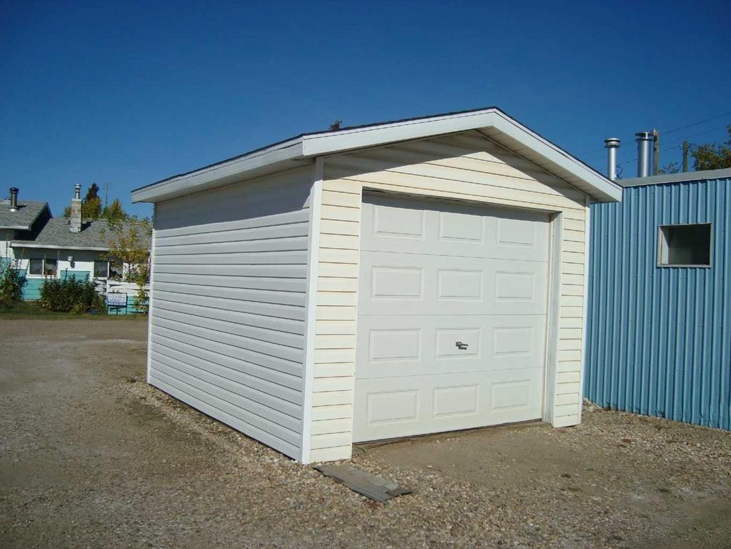 116 1St Avenue, Trochu, AB