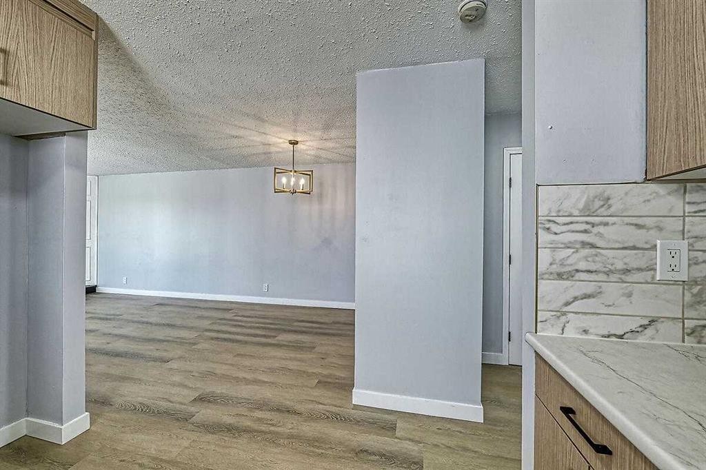 71 Falton Drive Ne, Calgary, AB - Indoor