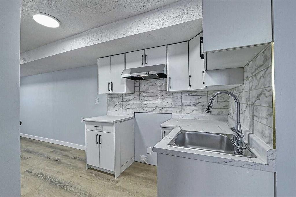 71 Falton Drive Ne, Calgary, AB - Indoor