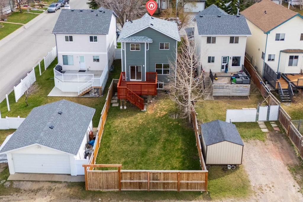 289 Hidden Spring Green Nw, Calgary, AB - Outdoor