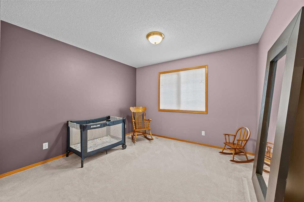 30 Gleneagles View, Cochrane, AB - Indoor