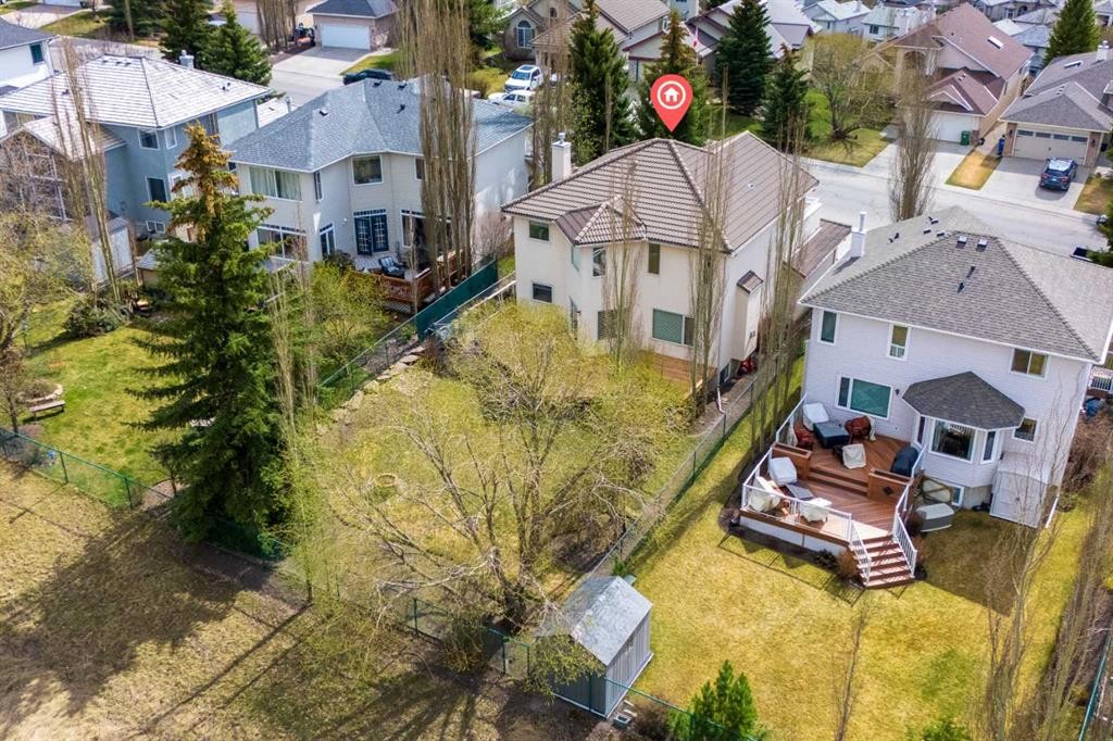 30 Gleneagles View, Cochrane, AB - Outdoor
