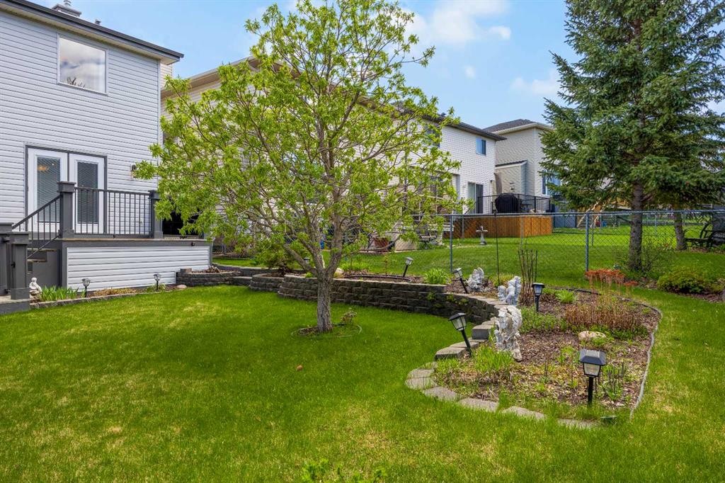 11178 Hidden Valley Drive Nw, Calgary, AB - Outdoor