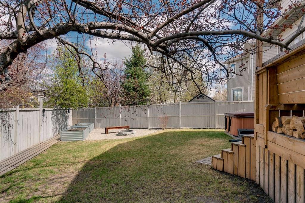 941 Riverview Place Se, Calgary, AB - Outdoor
