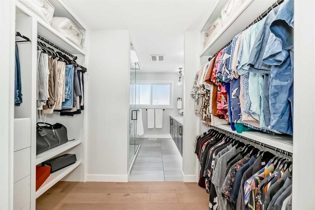 9215 Allison Drive Se, Calgary, AB