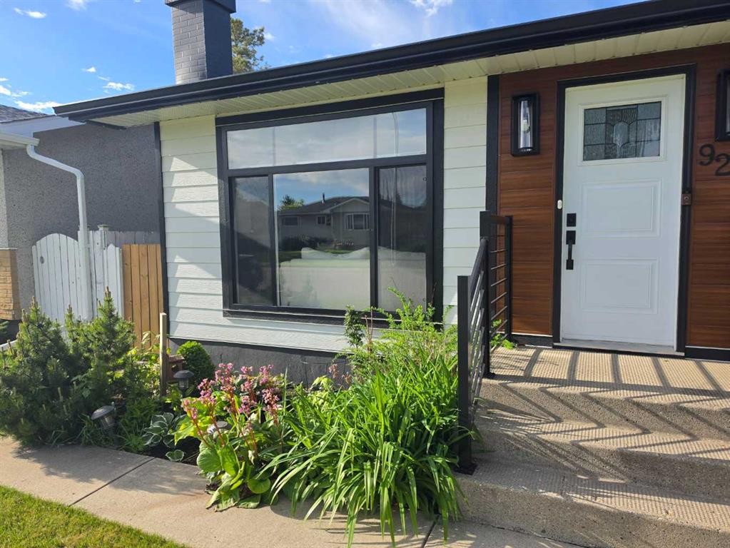 9215 Allison Drive Se, Calgary, AB