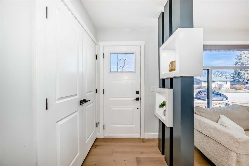 9215 Allison Drive Se, Calgary, AB