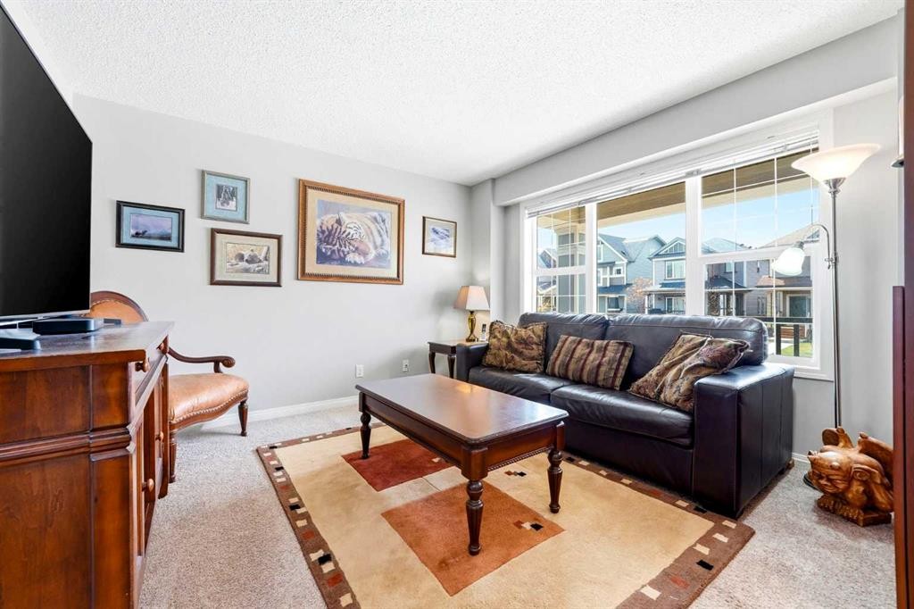 117 Copperpond Parade Se, Calgary, AB
