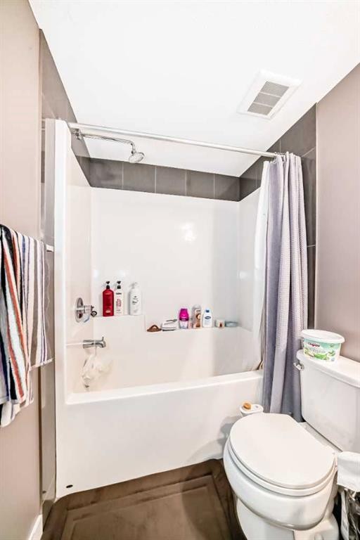 6409-302 Skyview Ranch Drive Ne, Calgary, AB - Indoor Photo Showing Bathroom