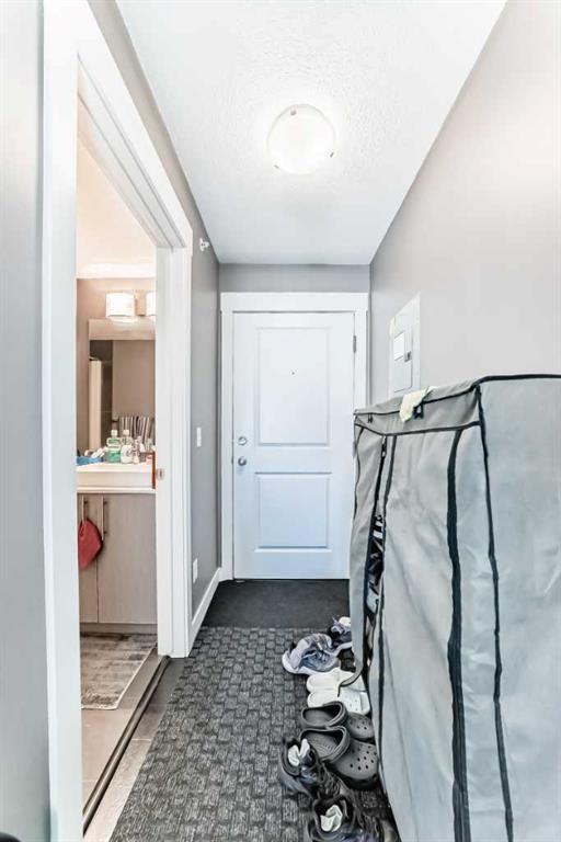 6409-302 Skyview Ranch Drive Ne, Calgary, AB - Indoor Photo Showing Other Room