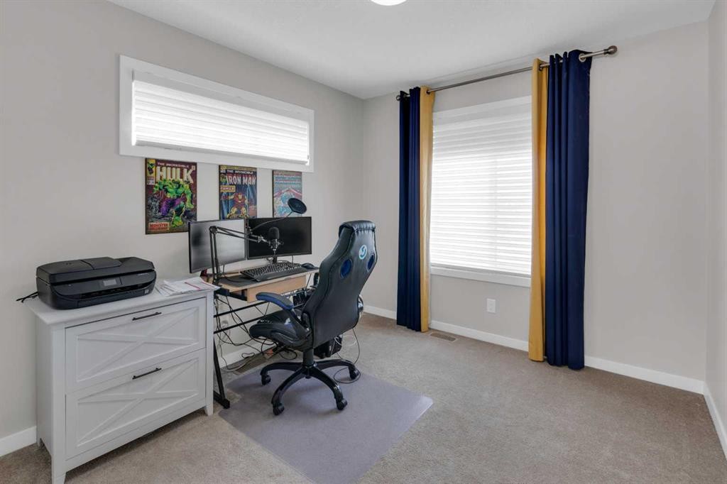 216 Sundown Road, Cochrane, AB - Indoor Photo Showing Office