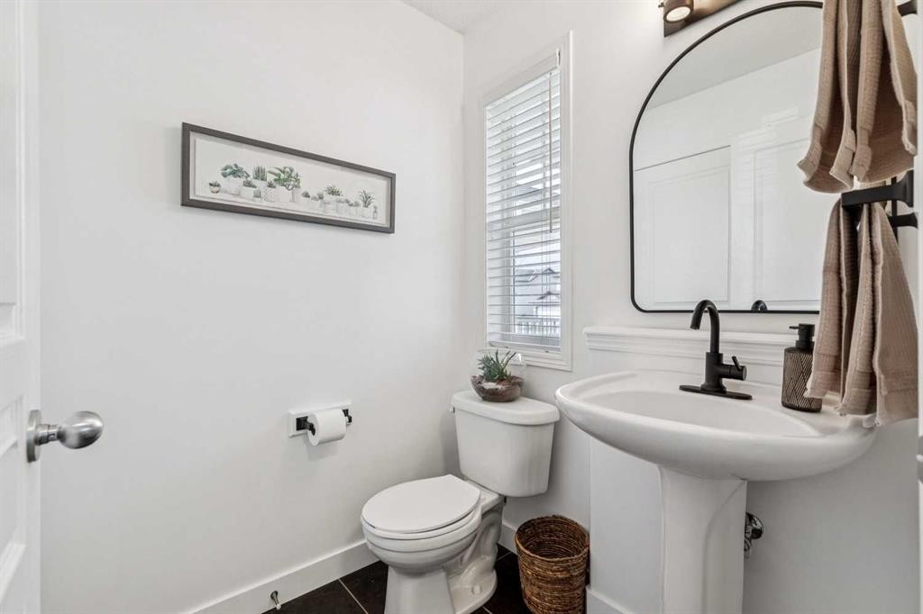 94 West Springs Way Sw, Calgary, AB - Indoor Photo Showing Bathroom