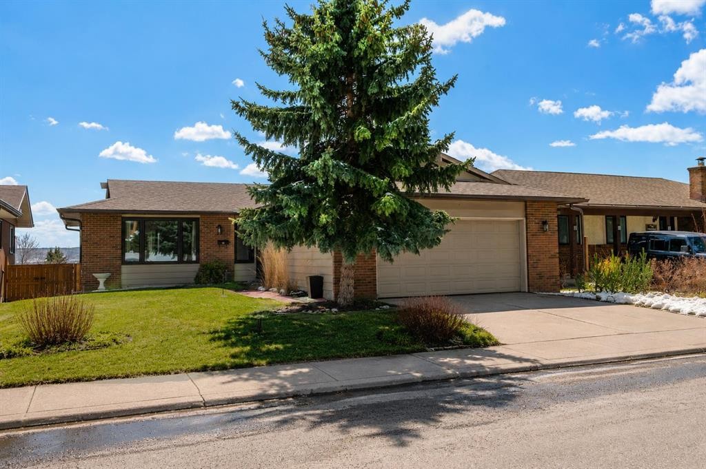 7715 67 Avenue Nw, Calgary, AB - Outdoor