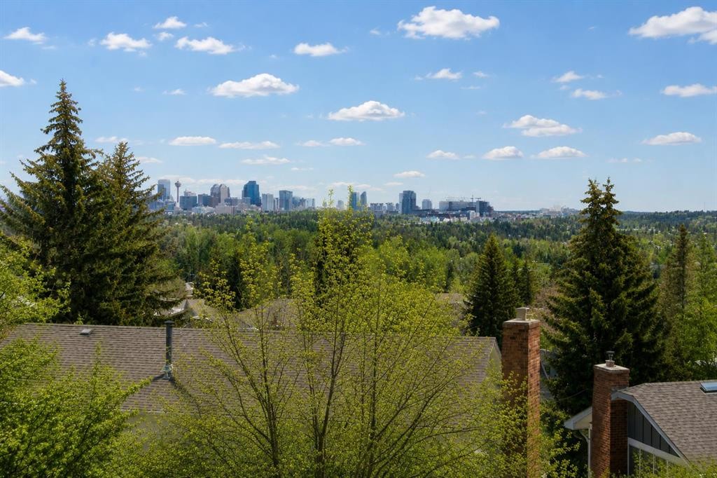 7715 67 Avenue Nw, Calgary, AB - Outdoor With View