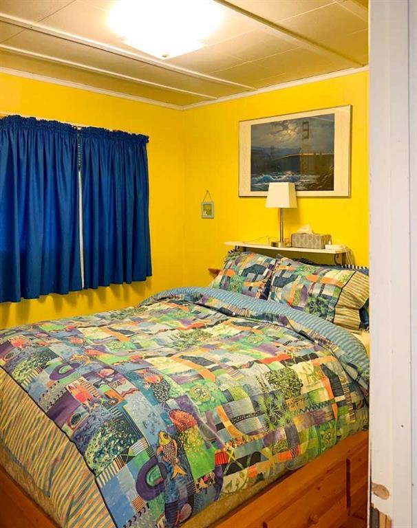 2 Hummingbird Lane, Half Moon Bay, AB - Indoor Photo Showing Bedroom