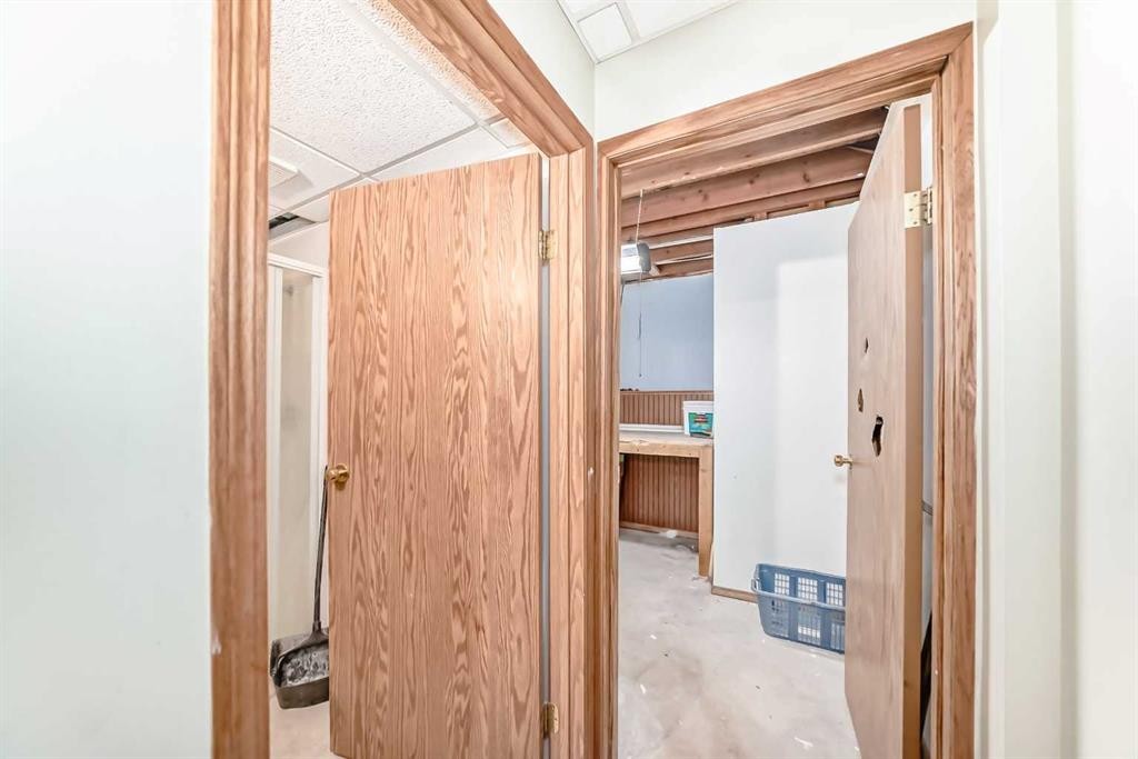 176 Woodside Road Nw, Airdrie, AB - Indoor Photo Showing Other Room