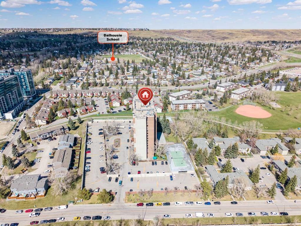 802-4944 Dalton Drive Nw, Calgary, AB - Outdoor With View