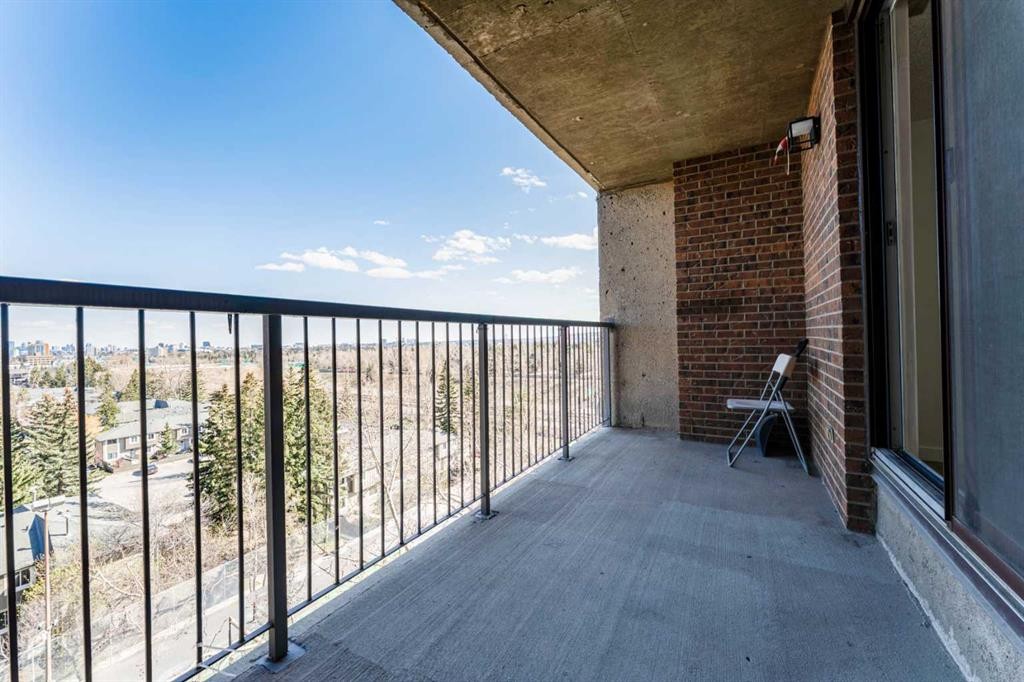 802-4944 Dalton Drive Nw, Calgary, AB - Outdoor With Balcony With Exterior