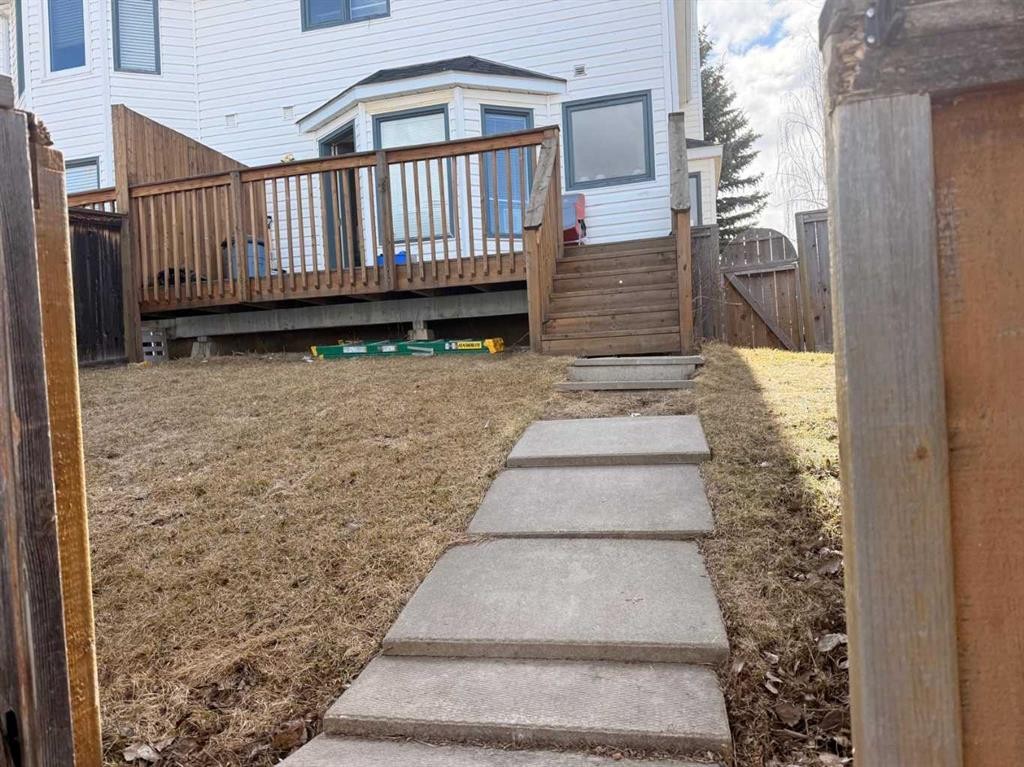 7212 Sierra Morena Boulevard Sw, Calgary, AB - Outdoor With Deck Patio Veranda