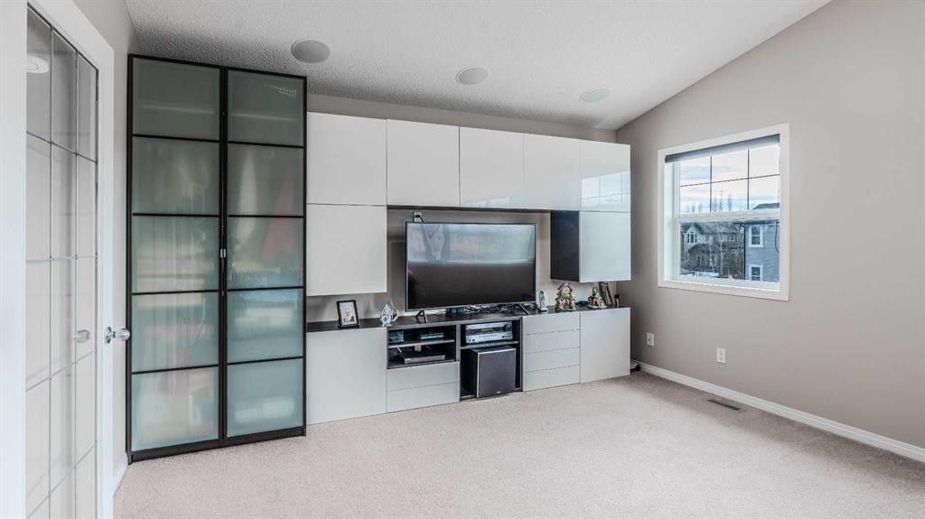14 Silverado Ridge Link Sw, Calgary, AB - Indoor