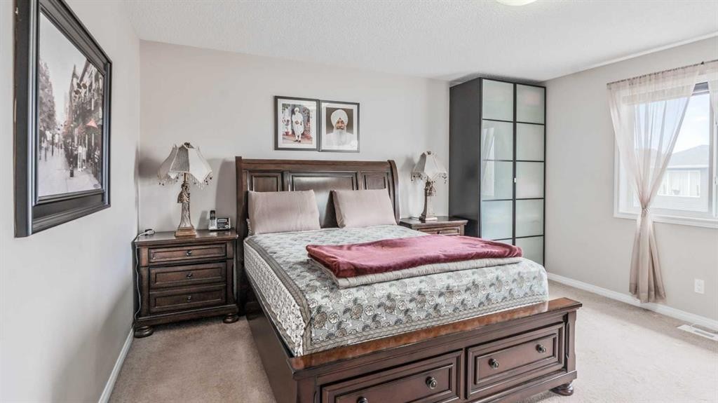 14 Silverado Ridge Link Sw, Calgary, AB - Indoor Photo Showing Bedroom