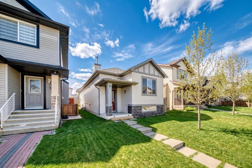 231 Saddlebrook Way Ne, Calgary, AB - Outdoor With Facade