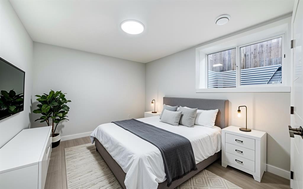 231 Saddlebrook Way Ne, Calgary, AB - Indoor Photo Showing Bedroom