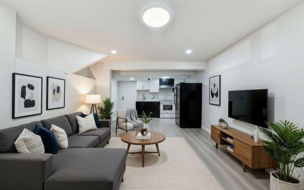 231 Saddlebrook Way Ne, Calgary, AB - Indoor Photo Showing Living Room
