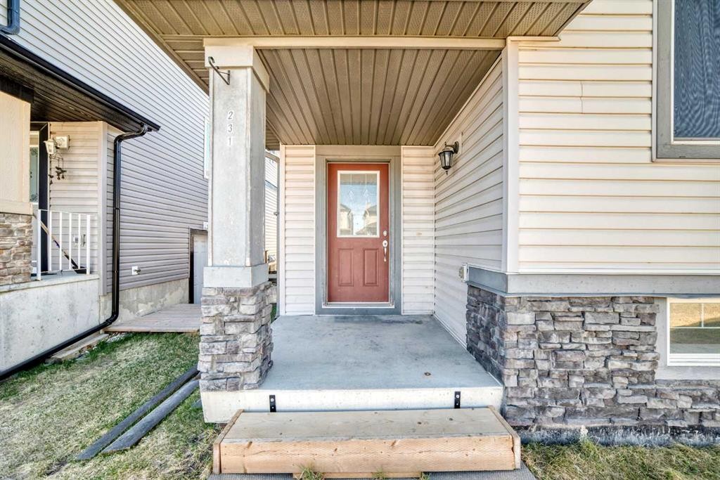 231 Saddlebrook Way Ne, Calgary, AB - Outdoor With Exterior