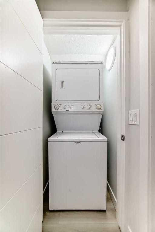 231 Saddlebrook Way Ne, Calgary, AB - Indoor Photo Showing Laundry Room
