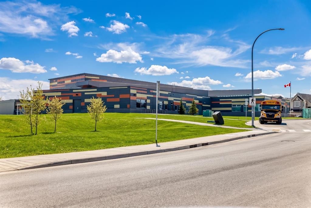 231 Saddlebrook Way Ne, Calgary, AB - Outdoor