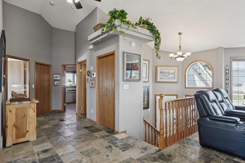 28 Westpoint Drive, Didsbury, AB - Indoor Photo Showing Other Room