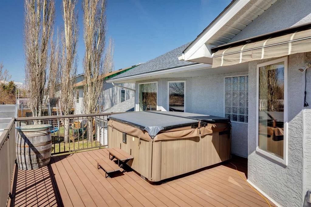 28 Westpoint Drive, Didsbury, AB - Outdoor With Deck Patio Veranda With Exterior