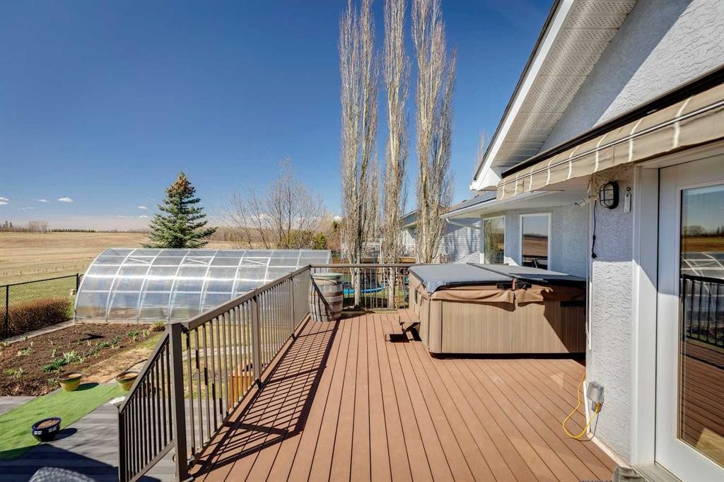 28 Westpoint Drive, Didsbury, AB - Outdoor With Deck Patio Veranda With Exterior