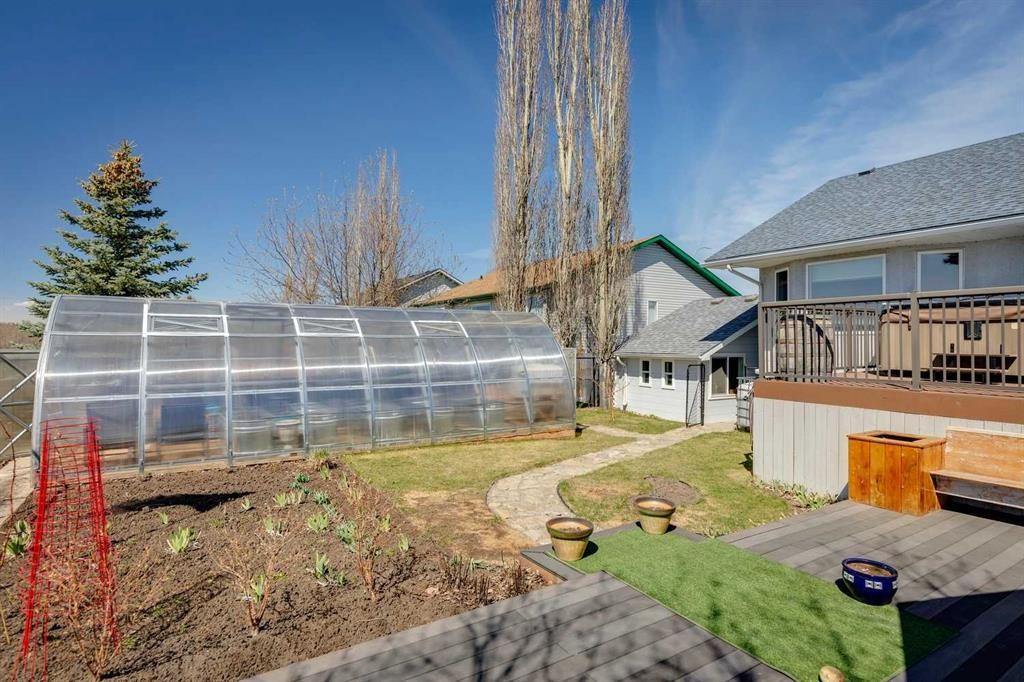 28 Westpoint Drive, Didsbury, AB - Outdoor