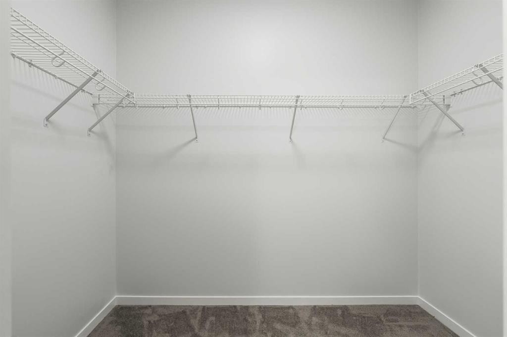 3403-33 Carringham Gate Nw, Calgary, AB - Indoor With Storage
