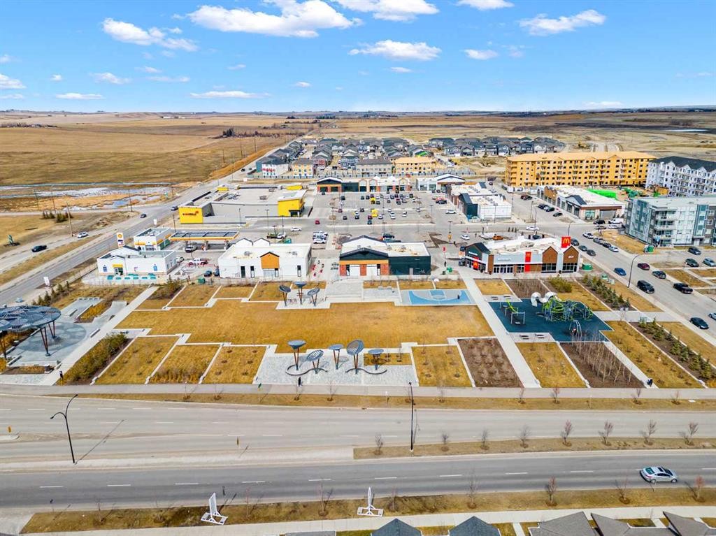 3403-33 Carringham Gate Nw, Calgary, AB - Outdoor With View
