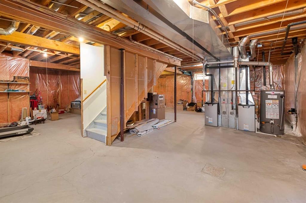 27 Hawkstone Close Nw, Calgary, AB - Indoor Photo Showing Basement
