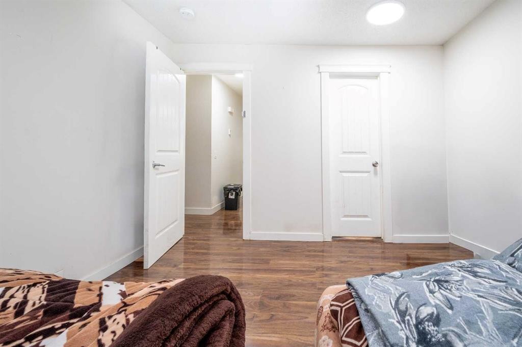 72 Faldale Close Ne, Calgary, AB - Indoor Photo Showing Bedroom