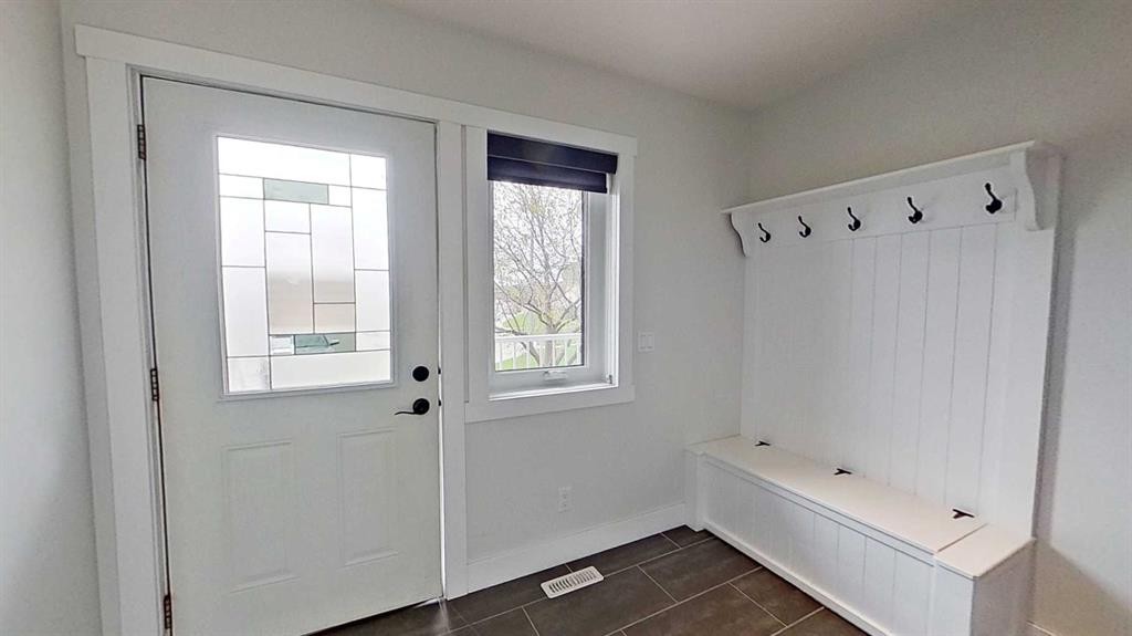 29 Sunrise Close Se, High River, AB - Indoor Photo Showing Other Room