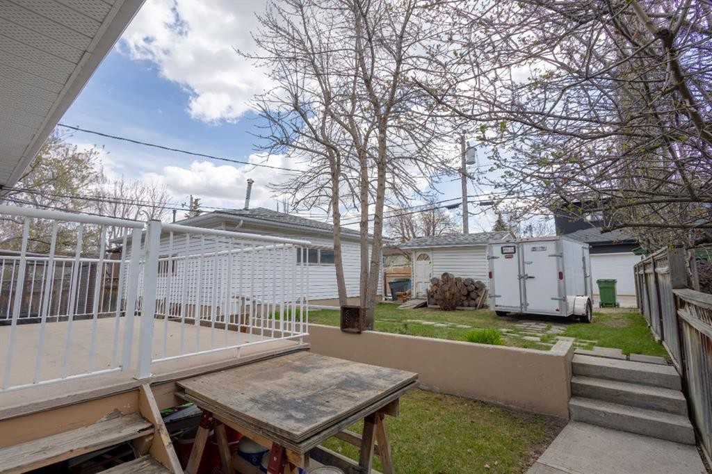 719 27 Avenue Nw, Calgary, AB - Outdoor With Exterior