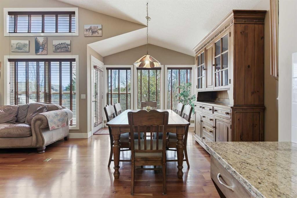 183 Discovery Ridge Way Sw, Calgary, AB - Indoor