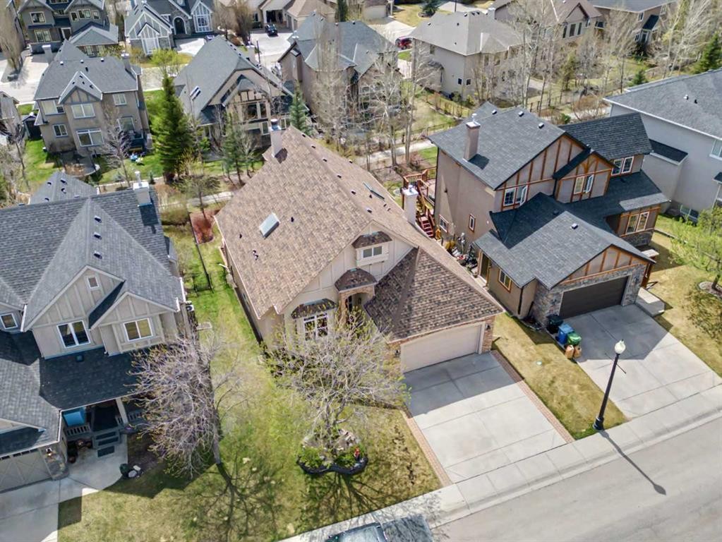 183 Discovery Ridge Way Sw, Calgary, AB - Outdoor